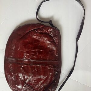 Victory Glossy Burgundy Eel skin Crossbody Bag